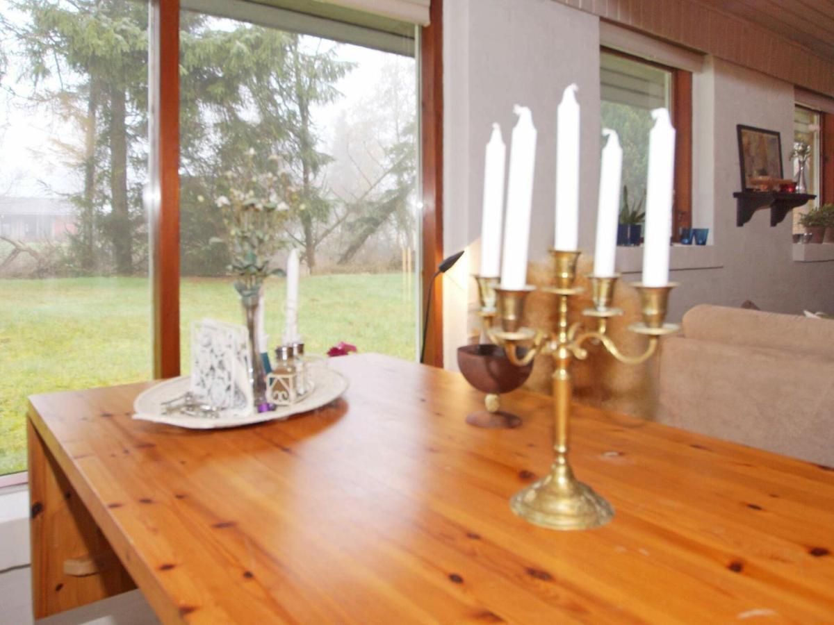 2 Person Holiday Home In Tarm Fjerbæk Esterno foto
